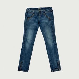 Low Rise Zipper Skinny Jeans